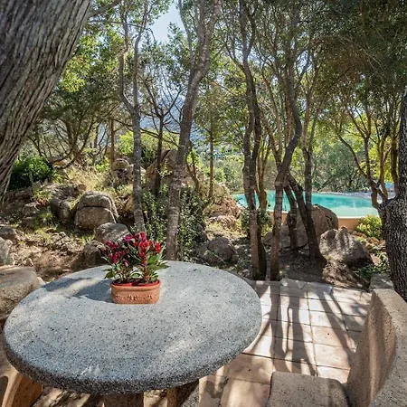 Casa Chenal 10, Emma Villa *