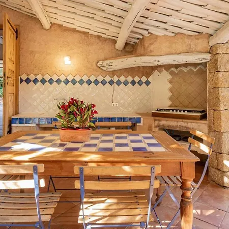 Villa Casa Chenal 10, Emma