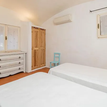Casa Chenal 10, Emma