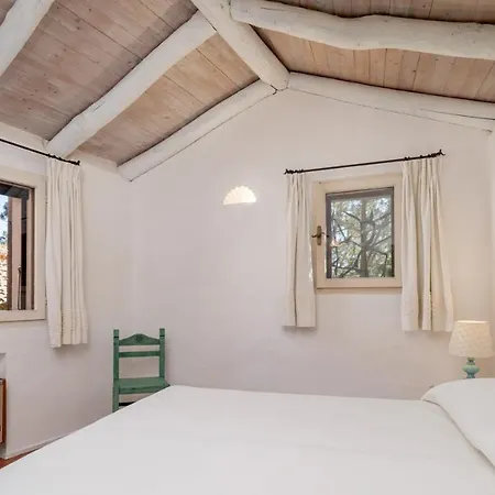 Casa Chenal 10, Emma Villa