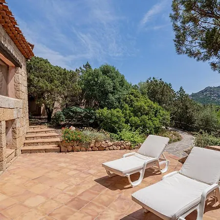 Casa Chenal 10, Emma Villa *